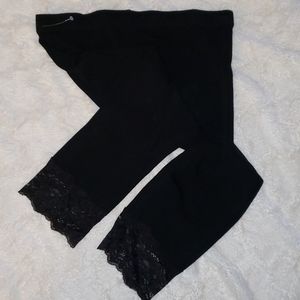 NWOT Bozzolo Black Leggings